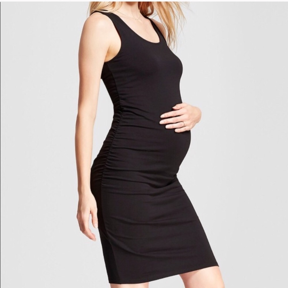 ♏️SOLD♏️ Ingrid and IsabelXS Black maternity dress
